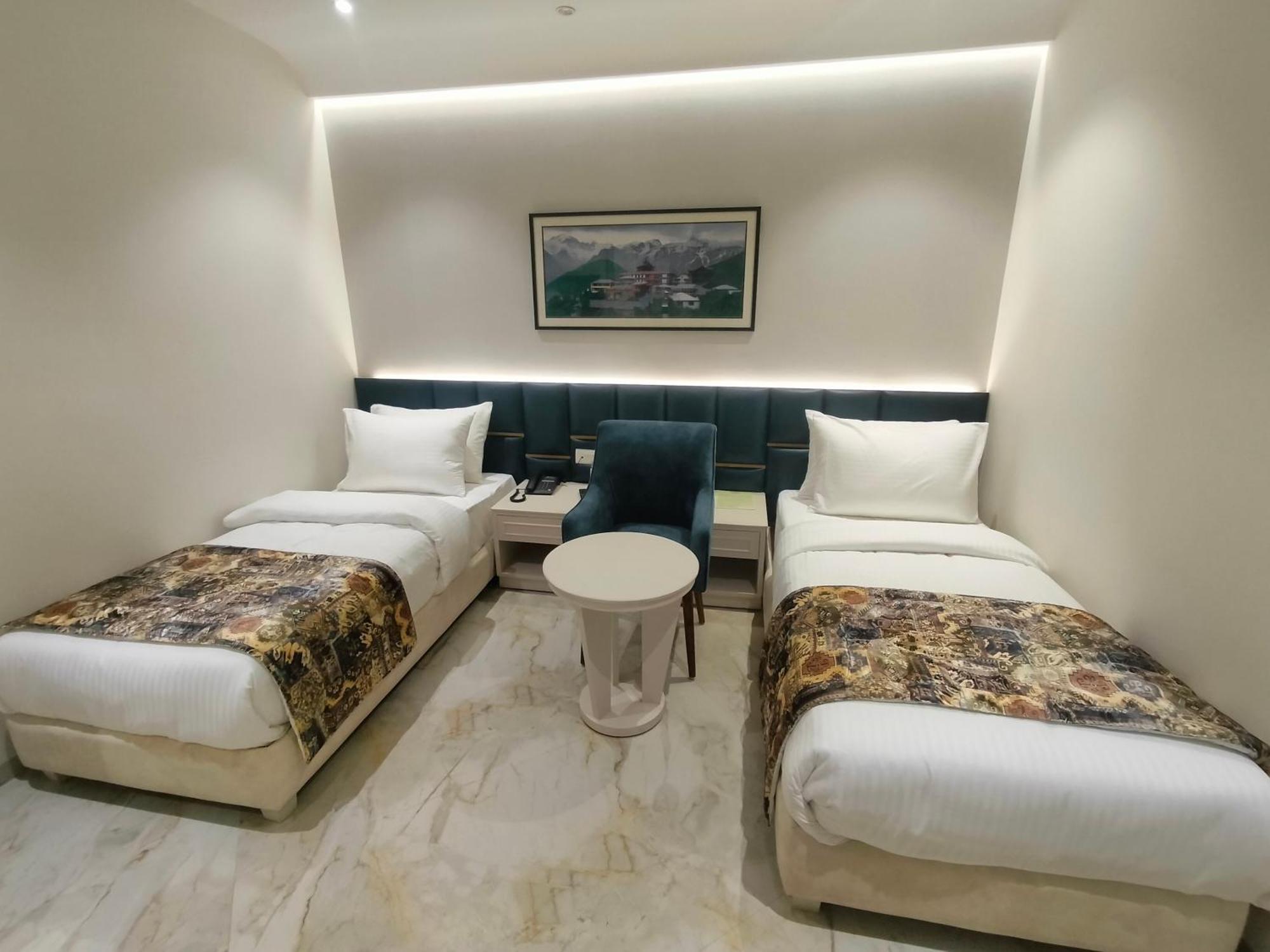 Hiraya Hotels Mohali Exterior photo