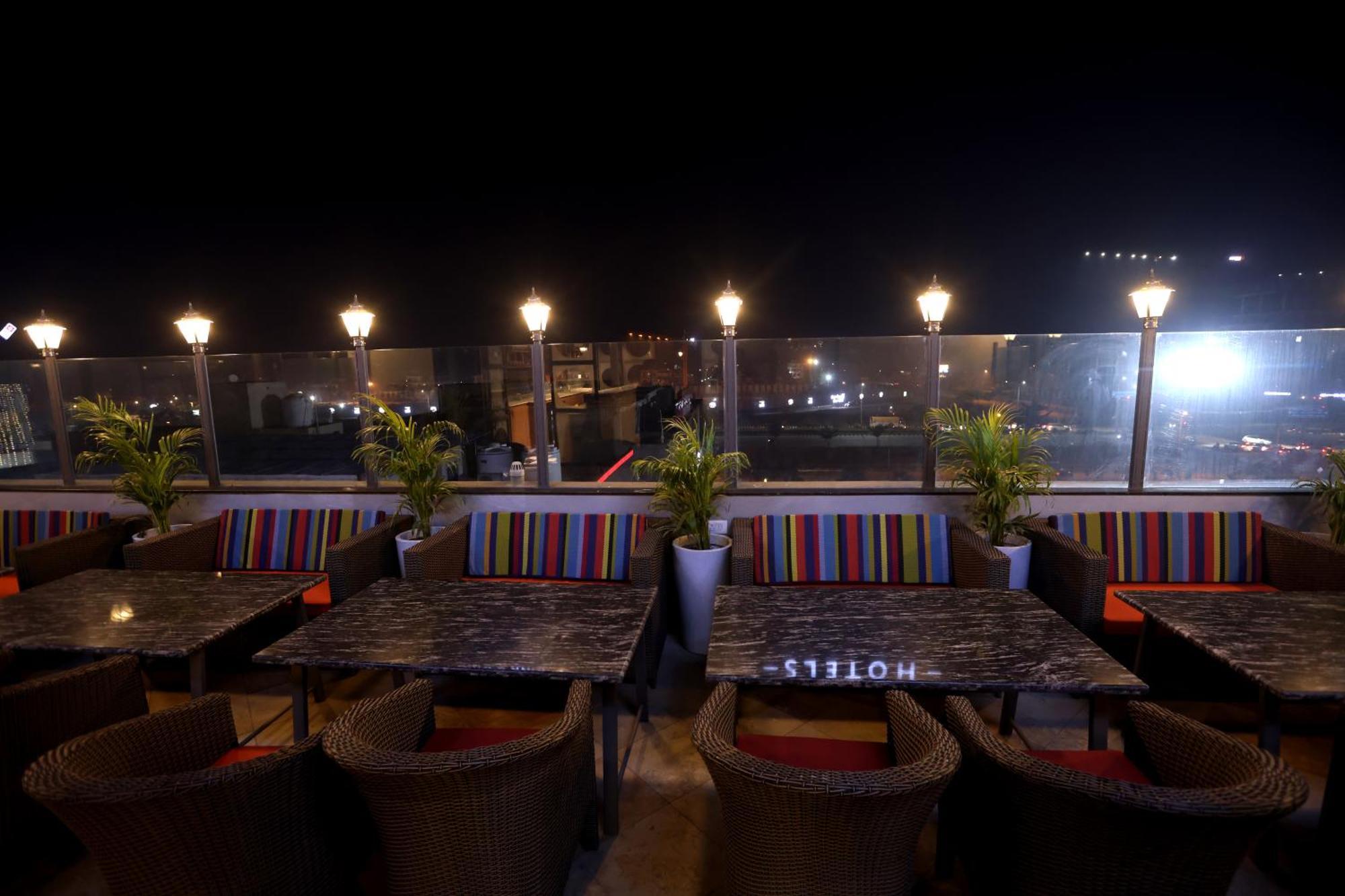 Hiraya Hotels Mohali Exterior photo