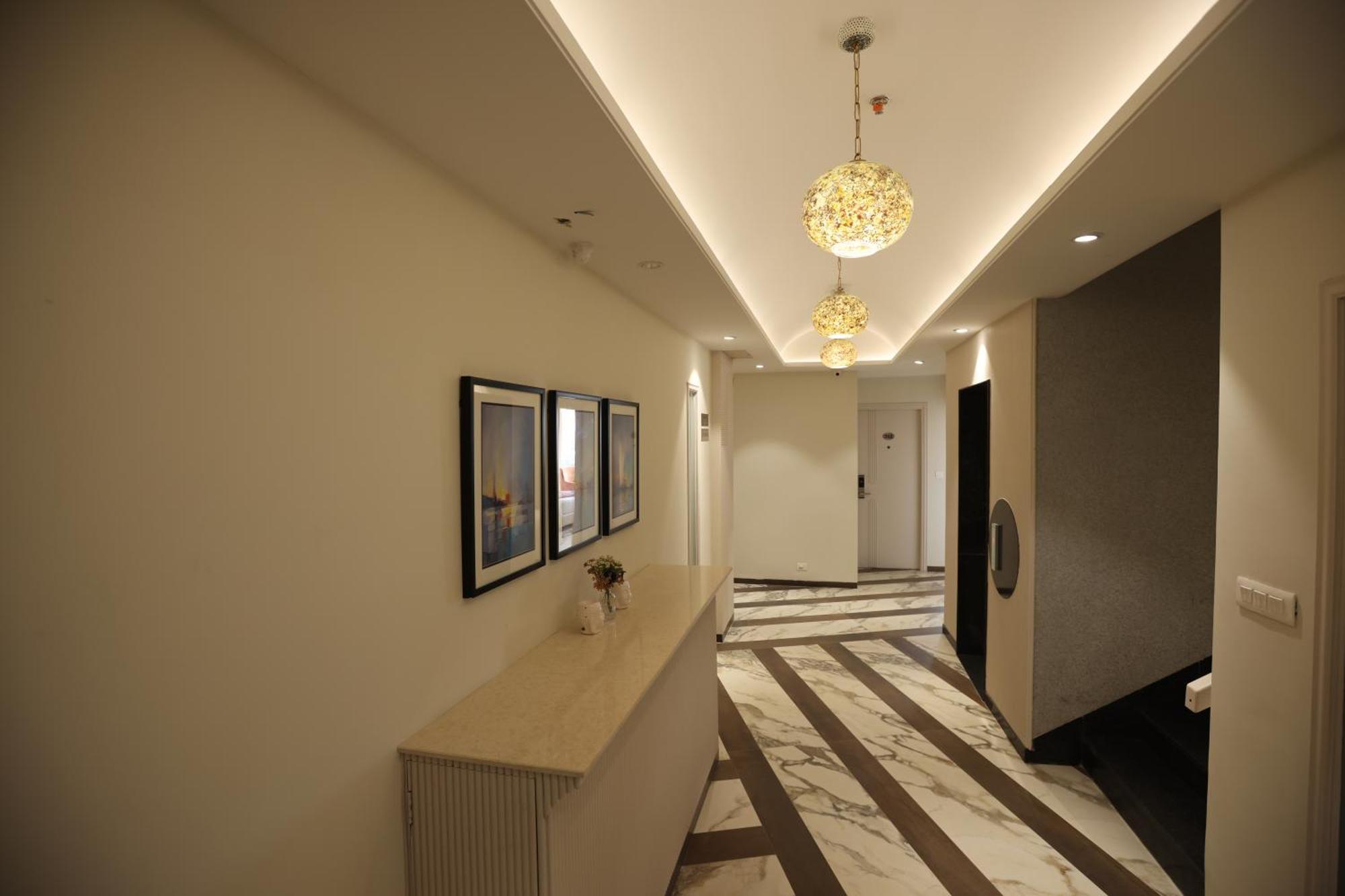 Hiraya Hotels Mohali Exterior photo